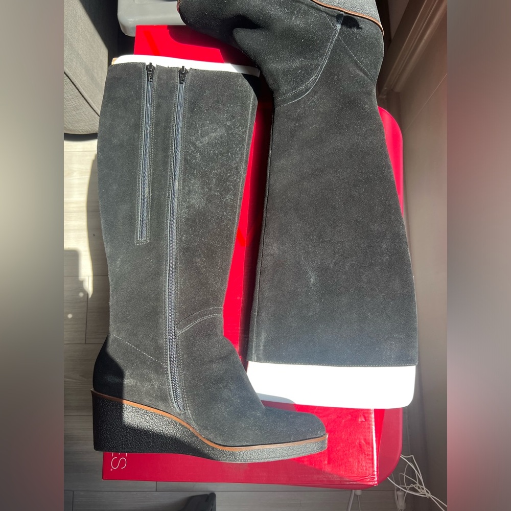 Aerosoles Women's Black Suede Binocular Wedge Knee High Heeled Boot Size 7 Wide